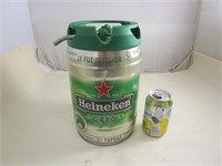 Fut de bière Heineken vide