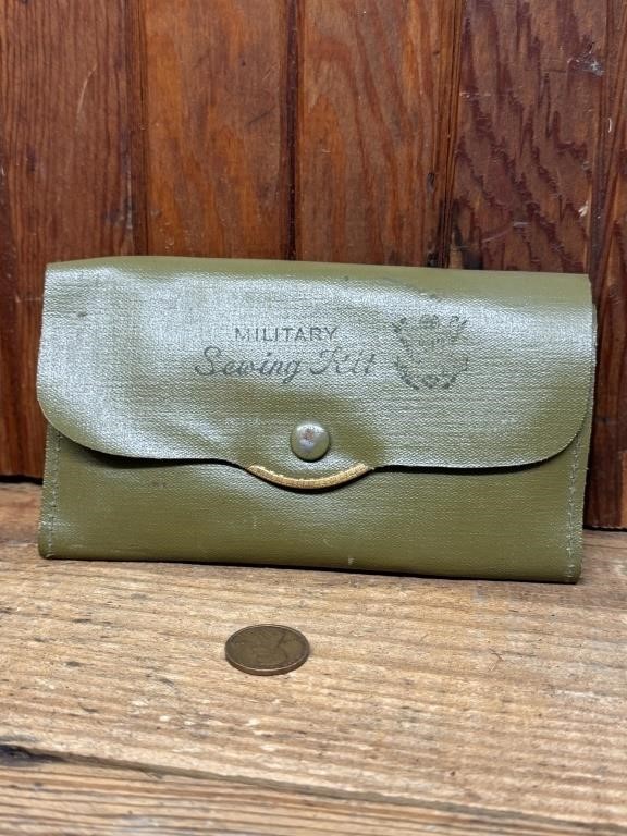 WWII US Military Issued Field Sewing Kit