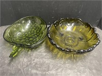 Vintage green class salad bowl with grape design.
