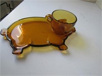 Amber Glass Pig Snack Set 11 Plates, 9 Cups