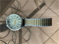 CARRIAGE TIMEX LADIES WATCH
