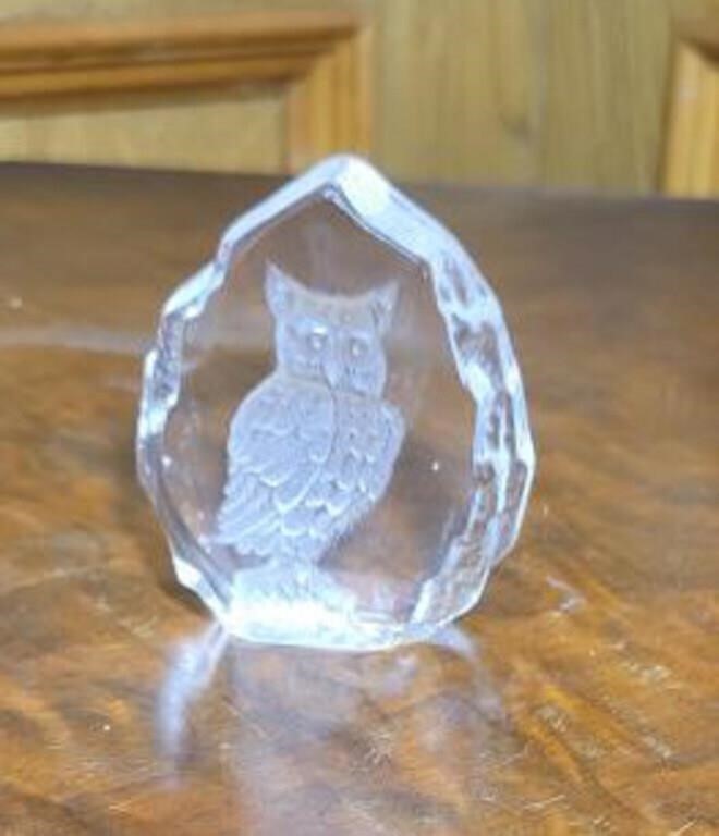 Royal Crown Collection Reverse Etched Glass Owl