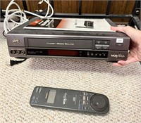 Vintage JVC VCR Plus HR-VP66U w Remote