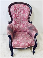 ANTIQUE VICTORIAN GENT'S CHAIR