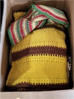 VTG Crochet Blanket, Bed Linen & More