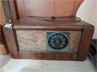 Vintage General Electric radio and record