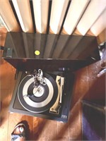RECORD PLAYER