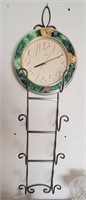 Clock W/ Wall Hanging