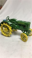 John Deere tractor 1/16 model 2 cyl 1993 grand