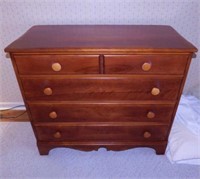 1940's Cushman Colonial 4 drawer dresser,