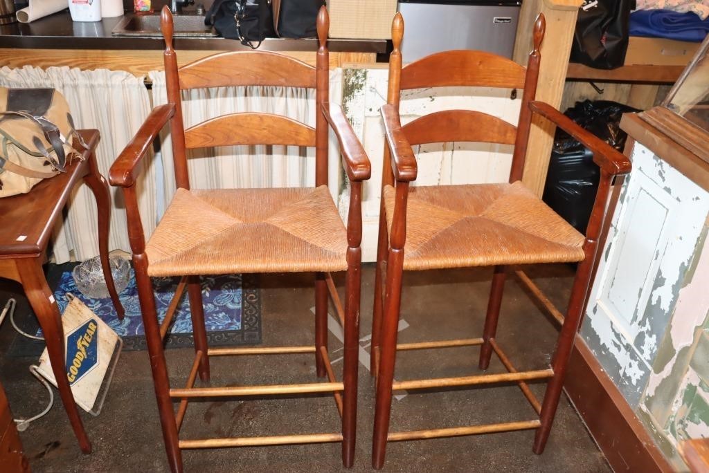 2 Rush bottom counter stools