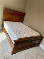 Queen wood & slate HB-FB with Beautyrest mattress