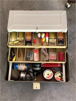Vintage tacklebox with Fishing reels