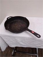 Cabela's 12-in cast iron fry pan