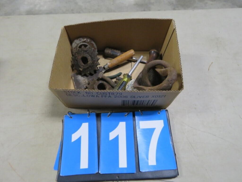 BOX OF ASSORTED TOOLS AND GEARS