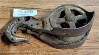 CAST IRON VTG. RUSTIC LOUDEN PULLEY