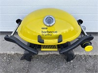 Portable propane barbecue