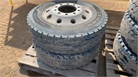 275/70R22.5 Semi Truck Drive Tires w/ Rims