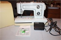 Kenmore 1566 Zig Zag Sewing Machine