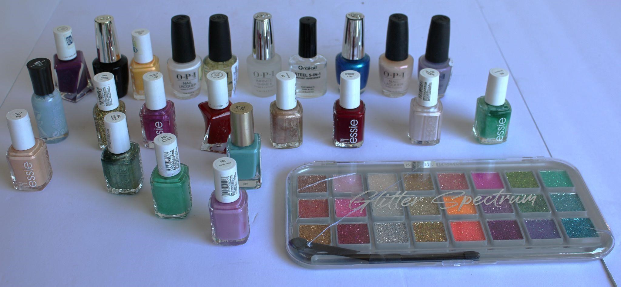 Finger Nail Polish & Eye Shadow Beauty Items