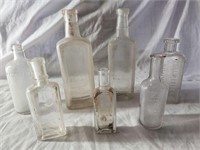 Assorted old bottles lot
