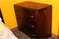 Vintage 3 Drawer Dresser 39.5x19x35H