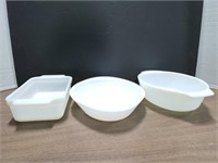 Milk glass Fire King / Anchor Hocking dishes