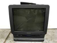 Panasonic TV / VCR combo w/ remote