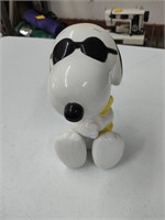 Snoopy with Woodstock Bank