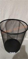 Metal Mesh Wastebasket