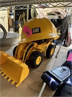 CAT CATERPILLAR BULLDOZER / HAT