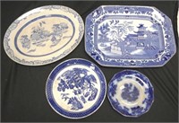 Four various blue & white platter/plates