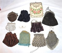 Lady's lot of 11 beaded purses