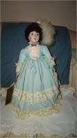 VTG Daphne Mann 1989 Connoisseur Doll Collection