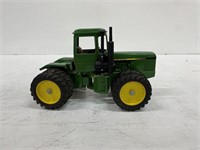 John Deere 4wd Tractor