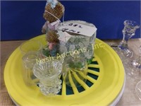 11 pcs w/ toothpick holder