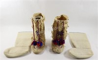 Cree-Metis Canada Crafted, Beaded Boots w Liners