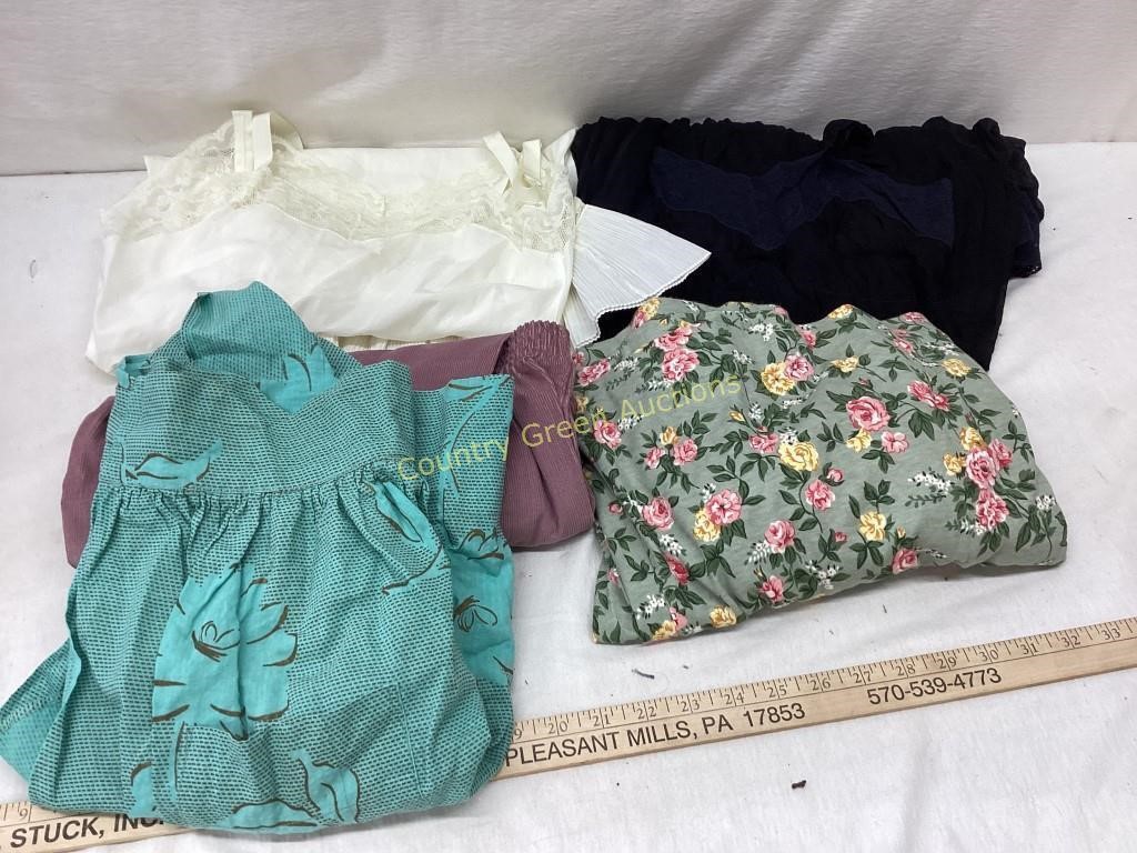 Assorted Women’s Clothing