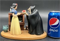 Disney Snow White & Apple Hag Figurine Perreault.
