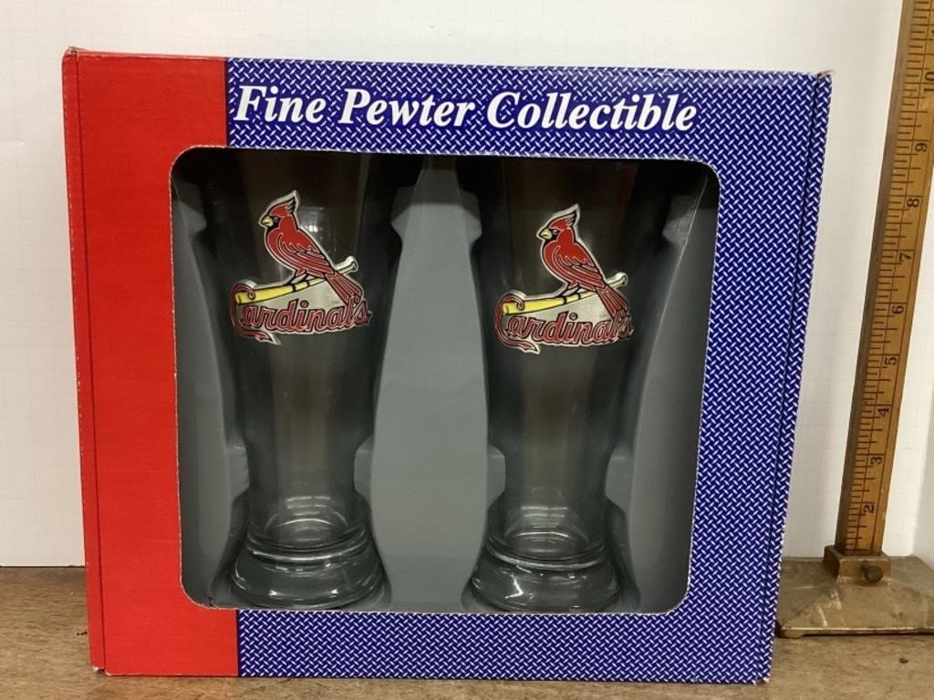 St. Louis Cardinals fine pewter glass set