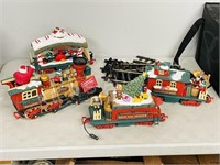 Santa Christmas train set w/ track