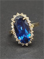 10K Yellow Gold Oval Blue Gemstone Halo Cocktail R