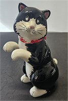 cat figurine