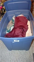 tote of linens