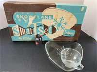 Vintage Indiana Glass Snowflake Smart Set