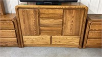 Arbek Oak Dresser / Chest With Drawers and
