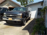 2007 Chevy silverado pick up truck AS IS