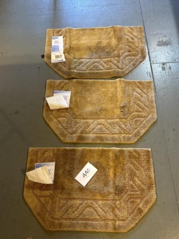 NEW Set Of 3 Bath Rugs