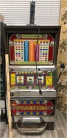 Vintage Slot Machine, Nonfunctional