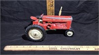 Tru-scale IH tractor